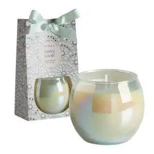 pearlescent holiday scented candle 170g frosted pine 1